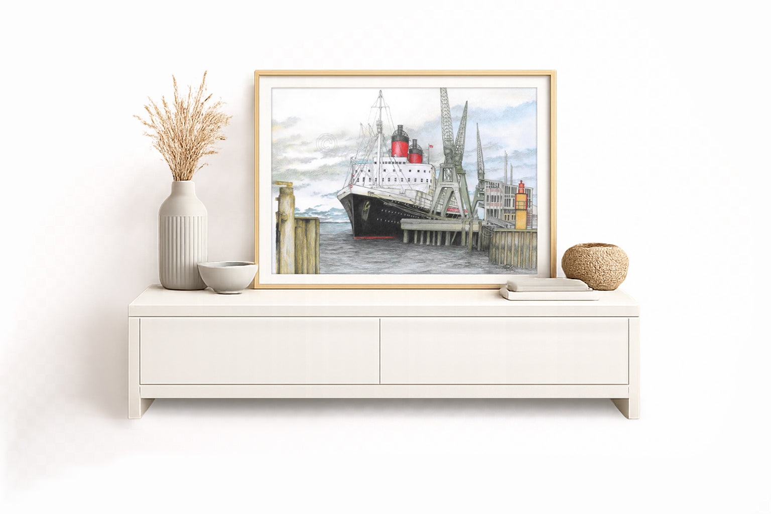 Hanseatic am Pier Hamburg