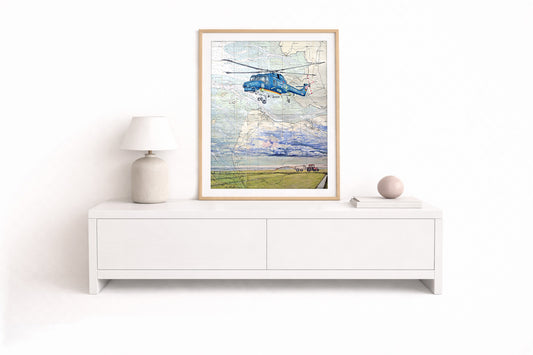 Lynx Helikopter über Wurster Nordseeküste – Kunstdruck von Gero Klemke